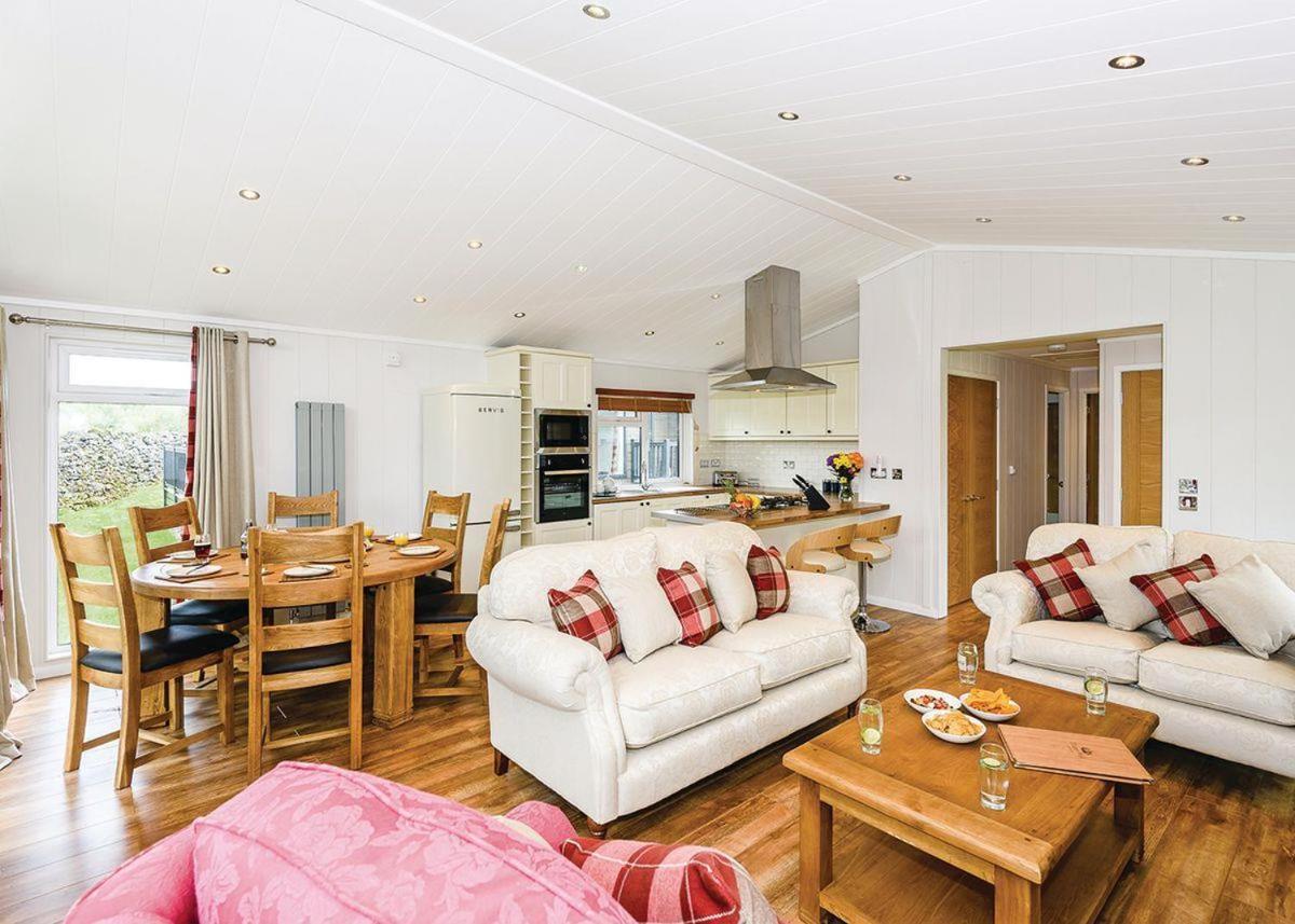 Thanet Well Lodges Ivegill Extérieur photo