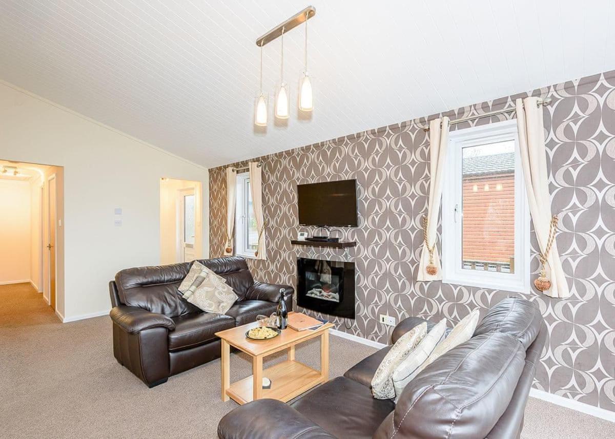 Thanet Well Lodges Ivegill Extérieur photo
