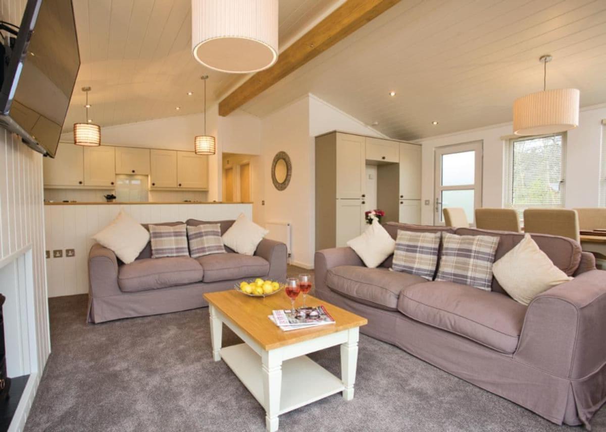 Thanet Well Lodges Ivegill Extérieur photo